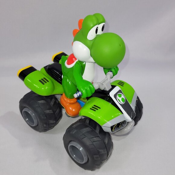 Mario Kart RC Quad 8" Yoshi 1:16 Scale Radio Controlled WORKS - Picture 1 of 1